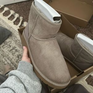 Ugg Classic Mini